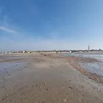 10 Person In *
