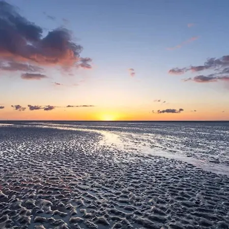 10 Person In * Blåvand