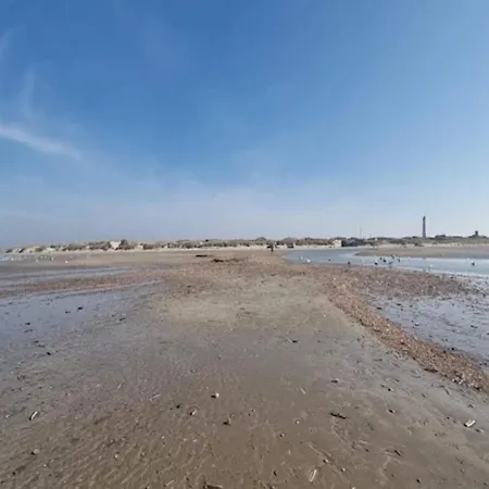 10 Person In * Blåvand